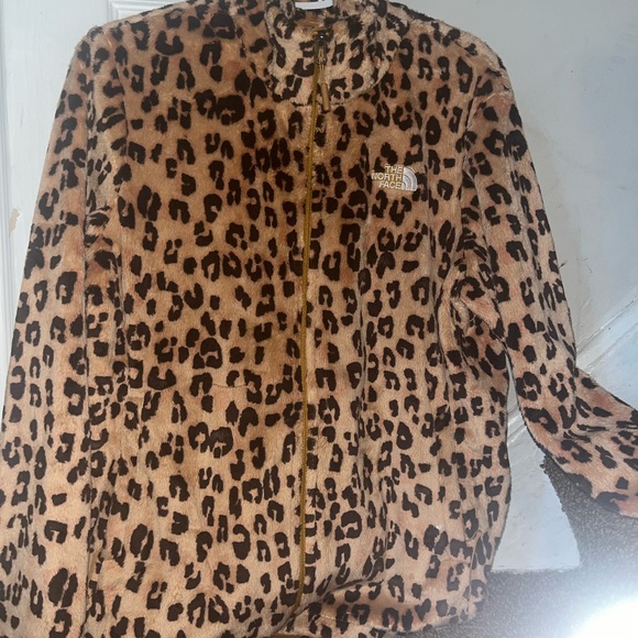 COPY - Leopard north face - Picture 2 of 2